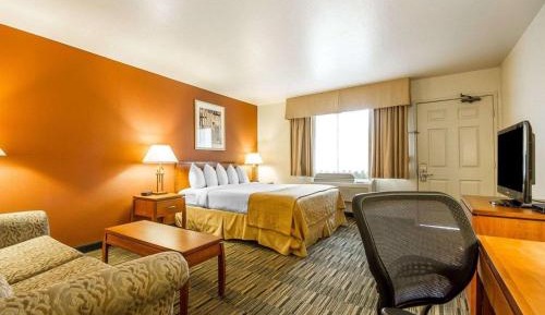 King Room - Non-Smoking