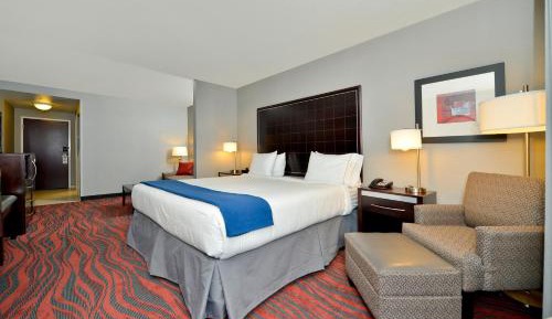 Standard King Room with Sofa Bed