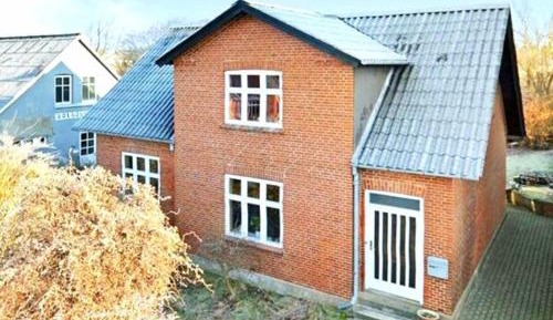 Standard Villa