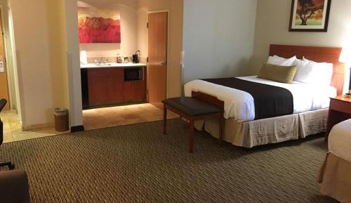 Deluxe Queen Room with two Queen Bed - Non Smoking