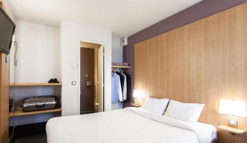 Double Room - Non-Smoking 