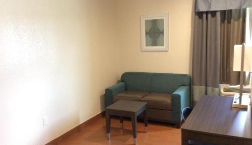 Deluxe Queen Studio with Two Queen Beds and Sofa - Non-Smoking