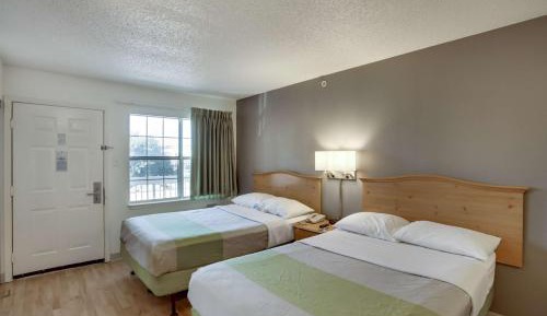 2 Full Beds | Non-Smoking