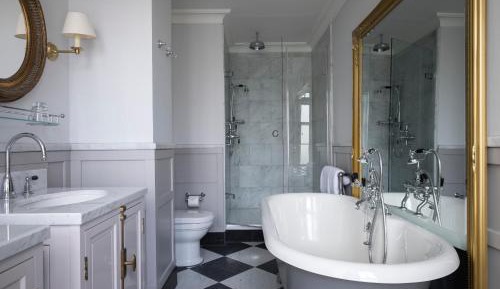 Deluxe Double or Twin Room with View