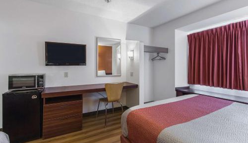 Deluxe Queen Room - Smoking