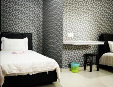 Twin Room with Bathroom