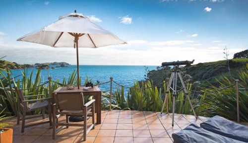 Studio Apartment with Sea View