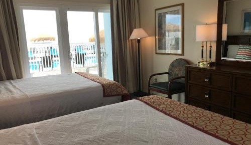 Double Room with Pool View