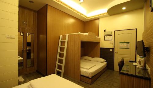 Standard Family Room