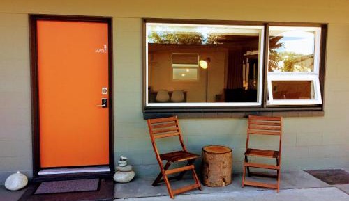 Maple Superior Queen Room 