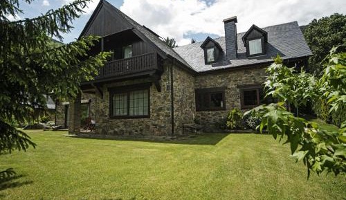 Four-Bedroom Vacation Home