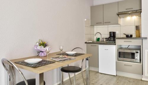 Classic Studio - 2 Single Beds