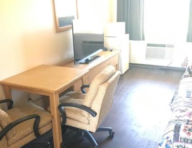 Queen Room with Two Queen Beds - Smoking