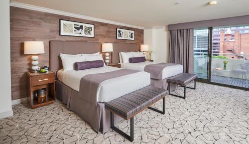 Deluxe Two Queen Room