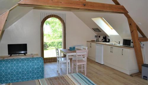 Studio with Garden View