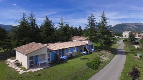 One-Bedroom Apartment (4 Adults)