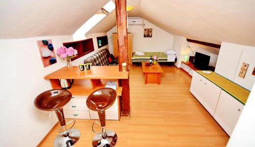 Studio Apartment