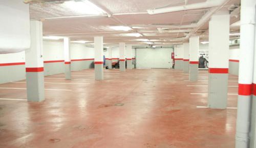 Single Room with Parking included