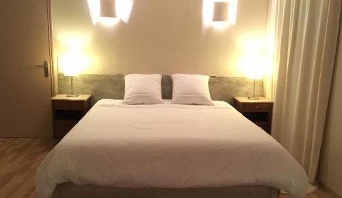 Deluxe Double Room with  Bath 
