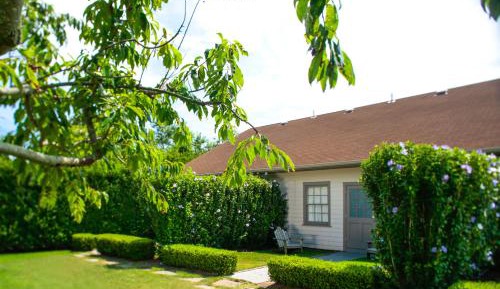 Suite with Garden View