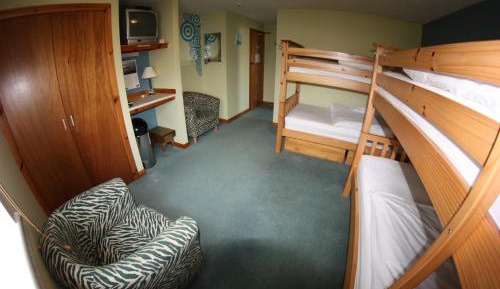 Twin Room with Private Bathroom