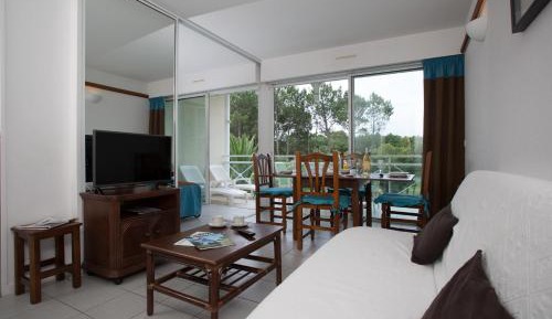 Three-Room Apartment with Mezzanine (8 Adults)-Residence Golf