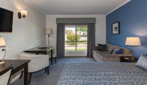 Executive Queen Suite