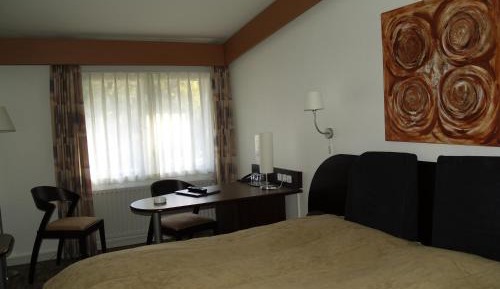 Small Double or Twin Room