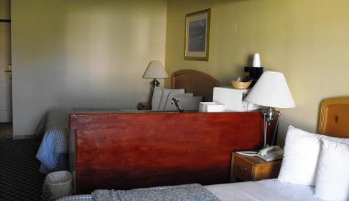 Double Room with Two Double Beds - Non-Smoking