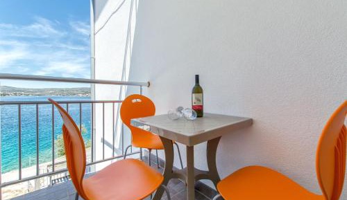 Studio with Balcony