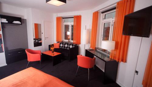 Large Double or Twin Room