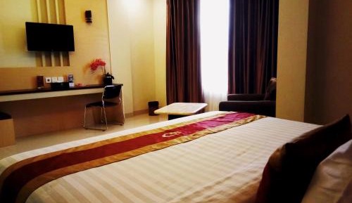 Deluxe Room (2 Adults + 1 Child)