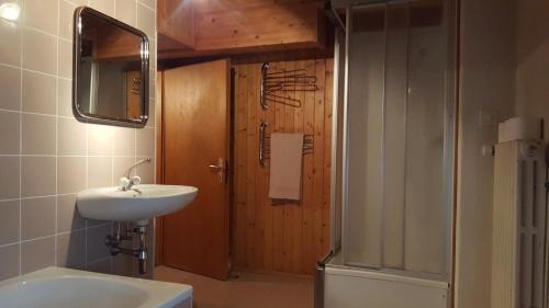 Quadruple Room with Shared Bathroom