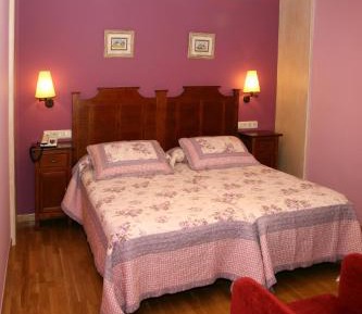 Economy Double or Twin Room