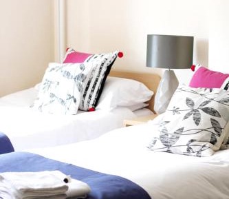 Twin Room with Bathroom