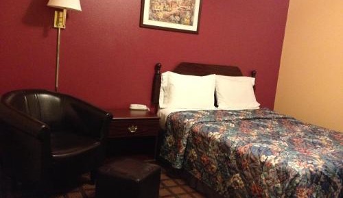 Queen Room