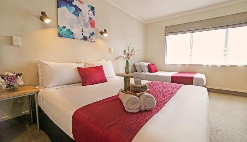 Standard Studio (3 Adults)