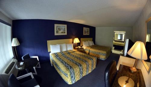 Double Queen Room with Two Queen Beds
