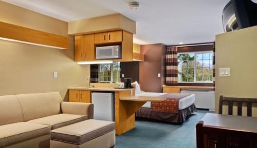 Queen Suite with Sofa Bed