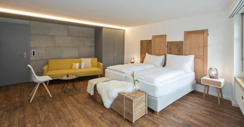Flores Superior Room