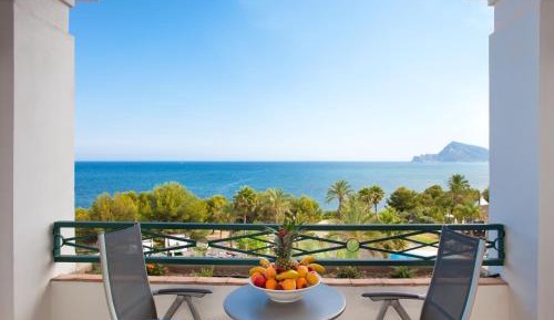 Superior Double or Twin Room with Sea View