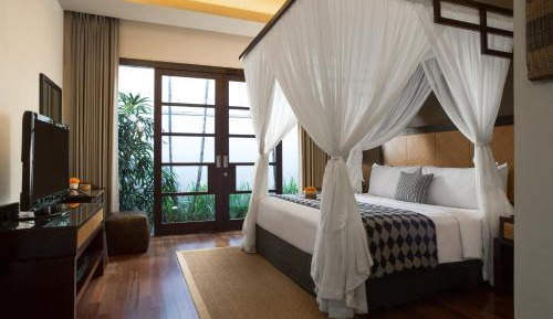 Deluxe One-Bedroom Villa with Private Pool 