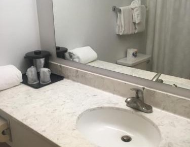 Queen Room with Two Queen Beds - Hotel