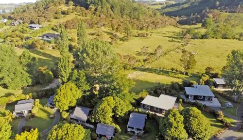 One-Bedroom Cottage with Garden View