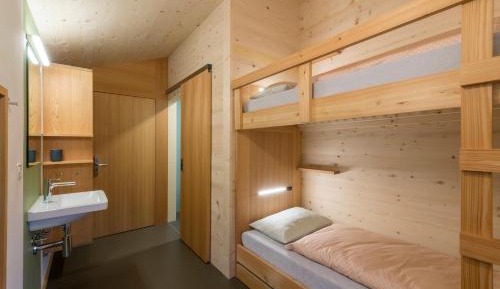 Twin Room with Bathroom