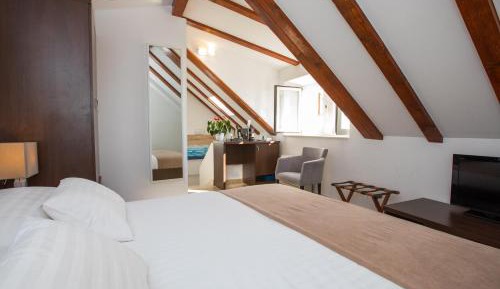 Double Room with View