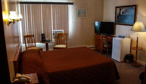 Queen Room with Sofa Bed