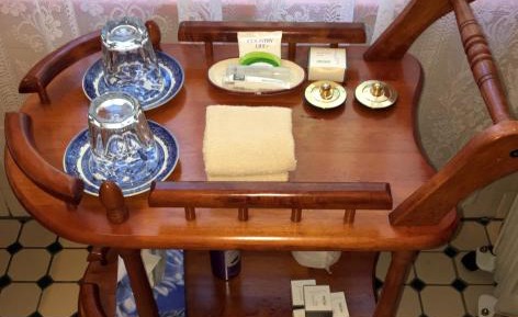 Standard Queen Room - Adults Only