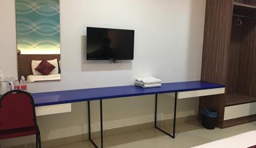 Standard King (Without Window)