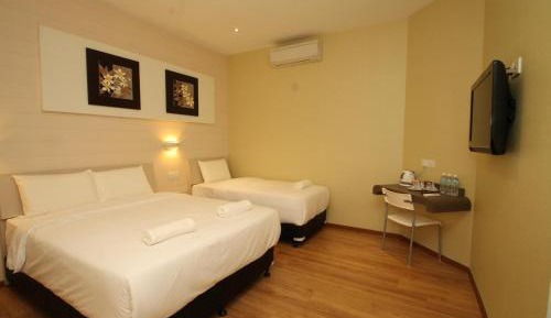 Deluxe Triple Room